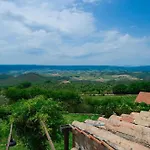 Casale Beatrice Degli Ulivi Farm stay *