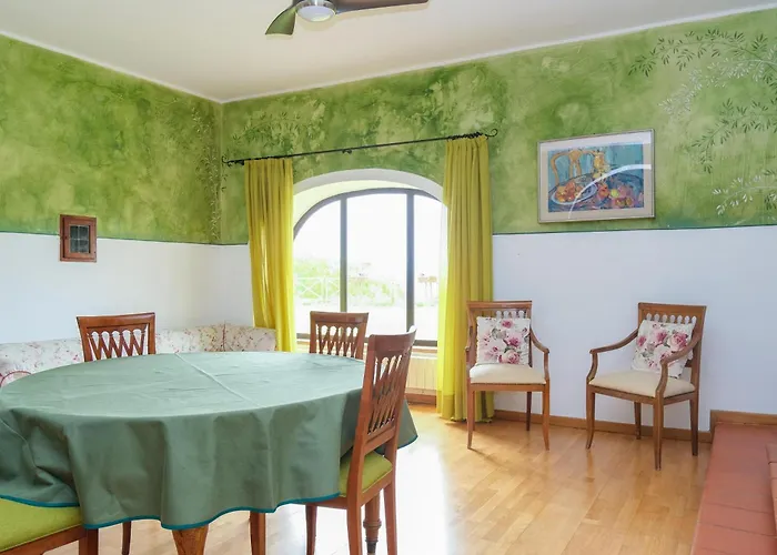 Casale Beatrice Degli Ulivi Farm stay