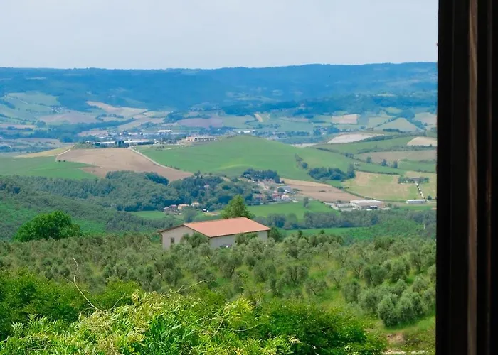 Casale Beatrice Degli Ulivi *